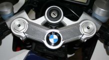  BMW R1200S & HP2 Sport Gabelbrückenschutzpad