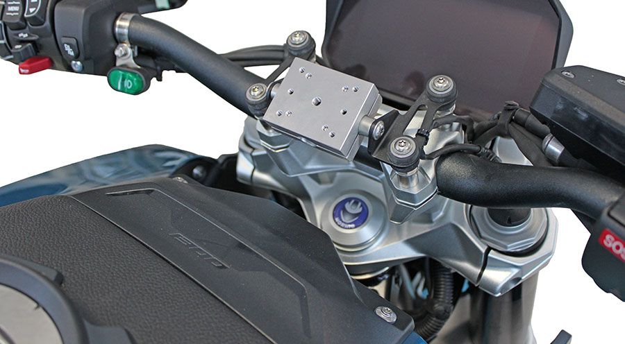 BMW R1300R GPS Halterung