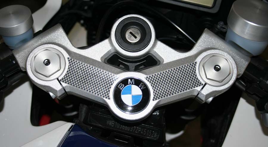 BMW R1200S & HP2 Sport Gabelbrückenschutzpad