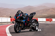 Die brandneue BMW M1000RR